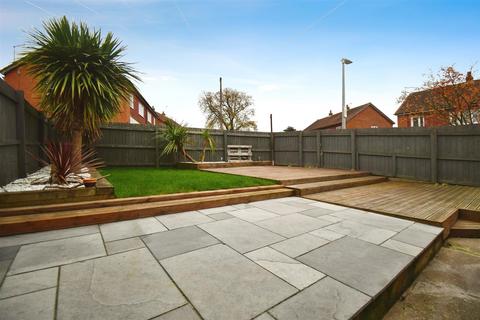 2 bedroom semi-detached house for sale, Station Road, Preston, Hull