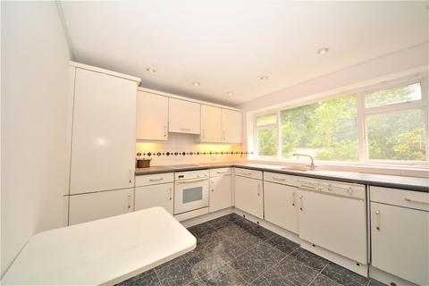 2 bedroom maisonette for sale, Brookside, Winchmore Hill, N21