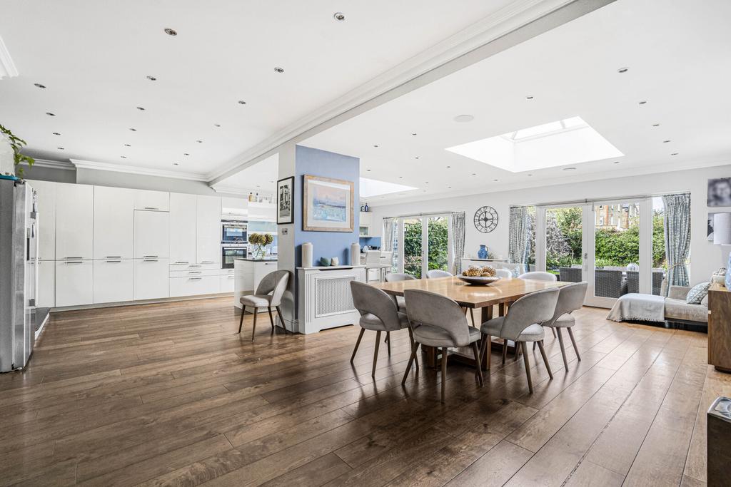 Kitchen/Family Room