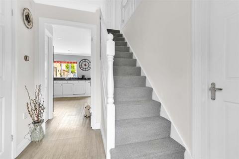 18 Bramley Way, Bidford On Avon, Alcester, B50 4QG