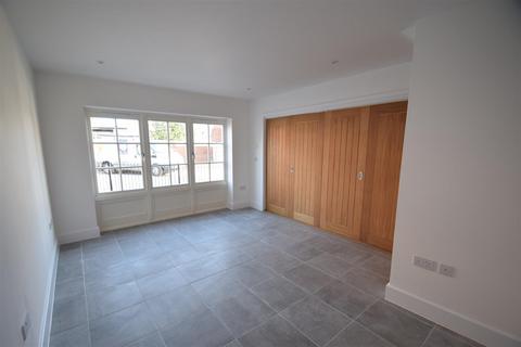 2 bedroom house to rent, Greene Mews, Bury St. Edmunds IP33