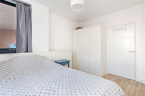 2 bedroom apartment for sale, Whittle Avenue, Trumpington, Cambridge, Cambridgeshire, CB2