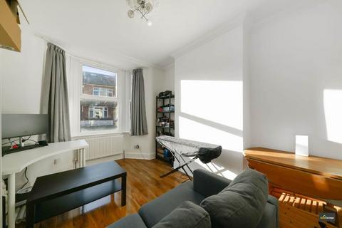 3 bedroom terraced house for sale, Jephson Road, Forest Gate, E7 8LZ