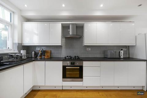 3 bedroom terraced house for sale, Jephson Road, Forest Gate, E7 8LZ