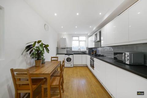 10 Jephson Road, London, E7 8LZ