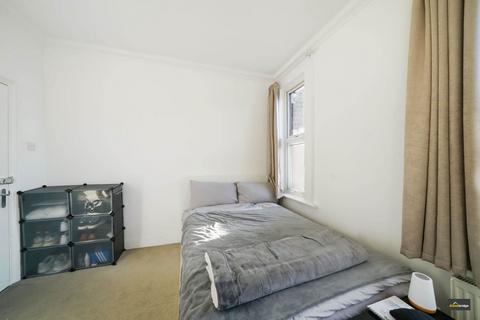 10 Jephson Road, London, E7 8LZ