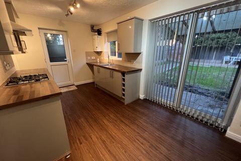 3 bedroom semi-detached house to rent, Ferrars Court, Thorpe Astley, LE3