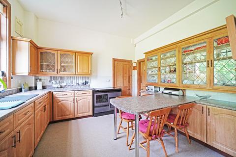372 Station Road, Dorridge, Solihull, B93 8ES
