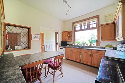 372 Station Road, Dorridge, Solihull, B93 8ES