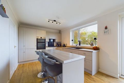 12 Selstone Crescent, Sleights, Whitby, YO22 5DJ