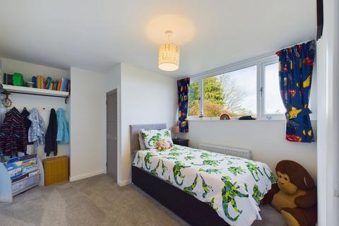 12 Selstone Crescent, Sleights, Whitby, YO22 5DJ