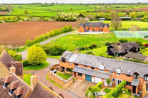 5 bedroom barn conversion to rent, Poplars Close, Blakesley, Towcester, Northamptonshire, NN12