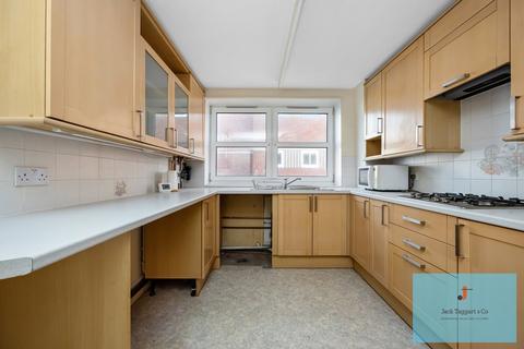 2 bedroom flat to rent, New Church Road, Hove, BN3