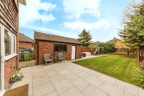 3 bedroom semi-detached house for sale, Wistaston Avenue, Wistaston, Crewe, Cheshire, CW2