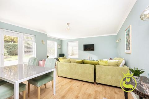 2 bedroom flat for sale, Western Road, Poole BH13