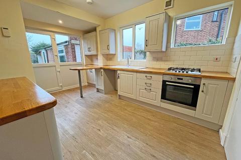 3 bedroom semi-detached house for sale, Oundle Road, Peterborough PE2