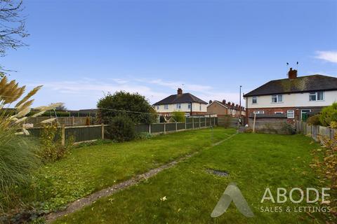 2 bedroom semi-detached house for sale, Smithfield Road, Uttoxeter ST14