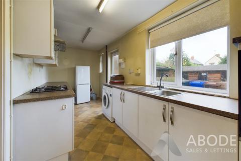 2 bedroom semi-detached house for sale, Smithfield Road, Uttoxeter ST14