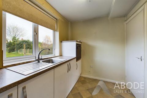 56 Smithfield Road, Uttoxeter, ST14 7LE