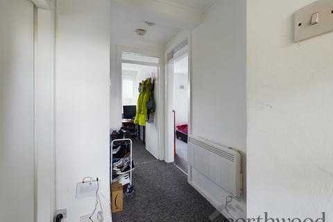 1 bedroom flat for sale, Minster Court, City Centre, Liverpool, L7