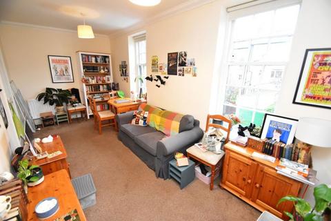 1 bedroom flat to rent, Harrison house - DH1