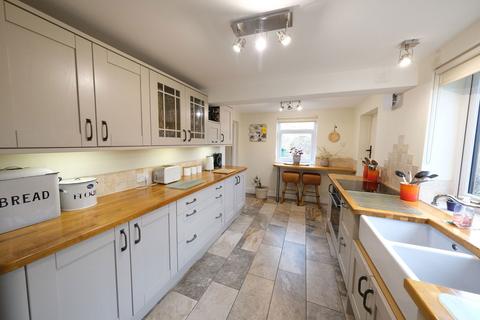 3 bedroom cottage for sale, Newton Way, Woolsthorpe By Colsterworth