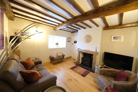 3 bedroom cottage for sale, Newton Way, Woolsthorpe By Colsterworth