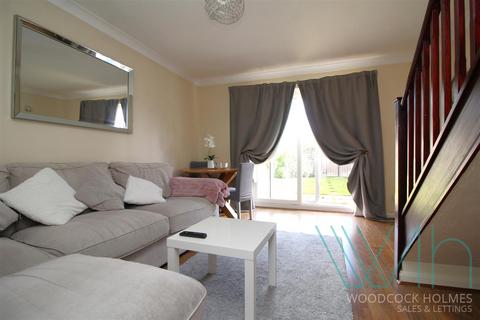 2 bedroom end of terrace house for sale, Morris Court, Yaxley, Peterborough