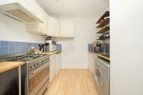 1 bedroom flat to rent, Sinclair Road, London W14