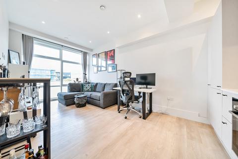 1 bedroom apartment for sale, Pembroke Road, Ruislip, Middlesex