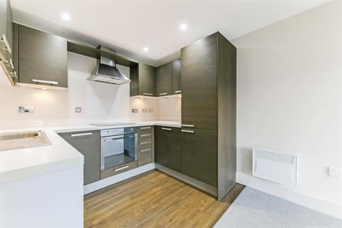 2 bedroom flat for sale, Church Street, Epsom