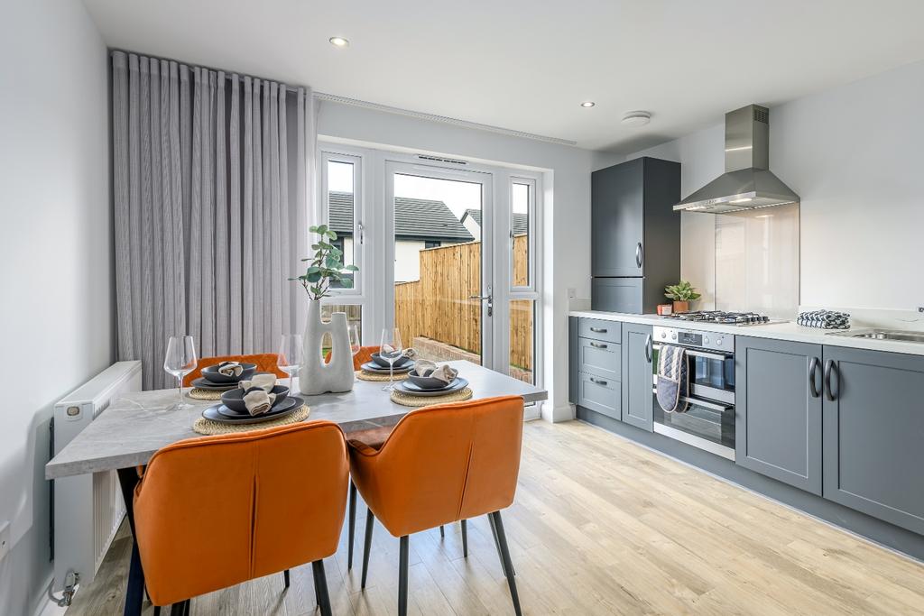 Kitchen/dining area in 3 bedroom home