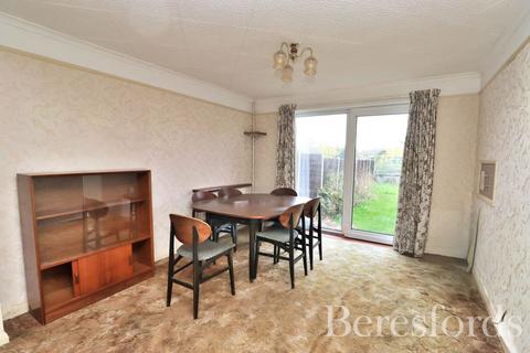 3 bedroom semi-detached house for sale, Whitehouse Crescent, Chelmsford, CM2