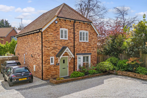 3 bedroom detached house to rent, Crown Mews, Ingatestone