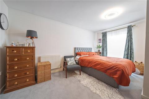 2 bedroom apartment for sale, Metropolitan Station Approach, Watford, Watford