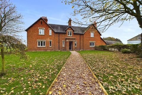 5 bedroom detached house to rent, Hopton, Hodnet, TF9