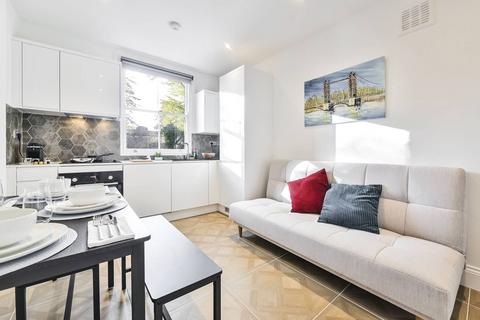 2 bedroom flat for sale, Finborough Road, Chelsea, London, SW10