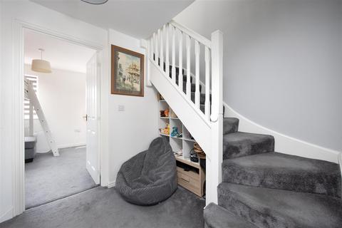 76 Mascroft Road, Trowbridge, BA14 6GN
