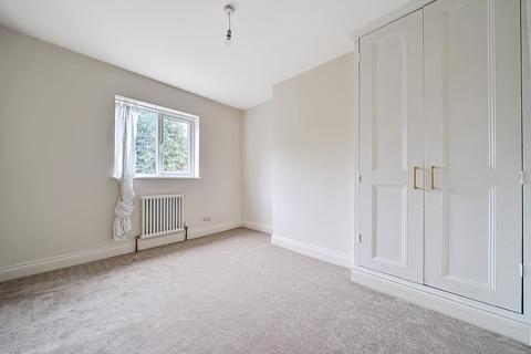 2 bedroom terraced house to rent, Beech Hill Road, Sunningdale, SL5