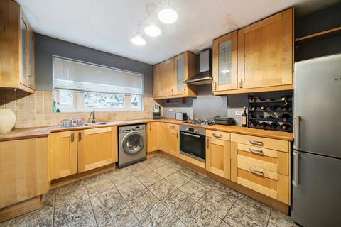 2 bedroom apartment for sale, Coldharbour Lane, Camberwell, London