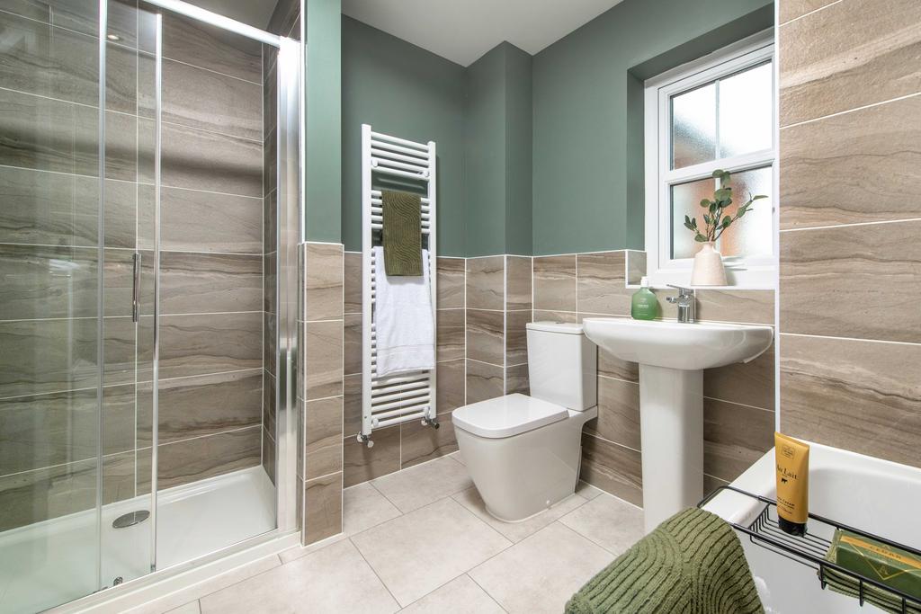 Peregrine Internal Family Bathroom