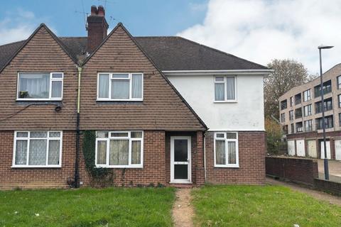 2 bedroom flat for sale, 29 Rowe Walk, Harrow, Middlesex, HA2 9AB