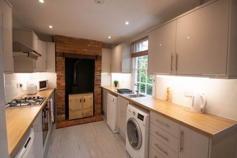 4 bedroom house to rent, Orchard Street, Canterbury, Kent