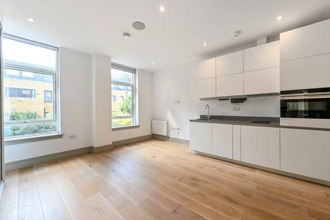 Studio to rent, Zenith House, Wood Green, London, N15