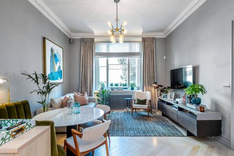 1 bedroom flat for sale, Warwick Square, Pimlico, London, SW1V