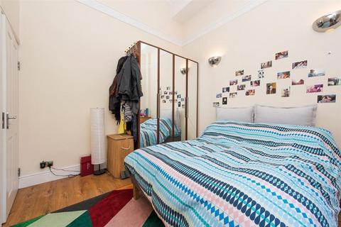 2 bedroom flat for sale, Baker Street, Baker Street NW1