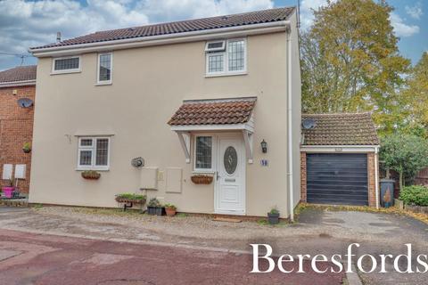 3 bedroom semi-detached house for sale, Bonningtons, Brentwood, CM13