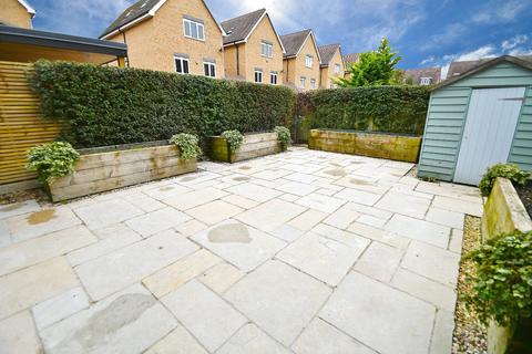 9 Chadwick Road, Slough, SL3 7FT