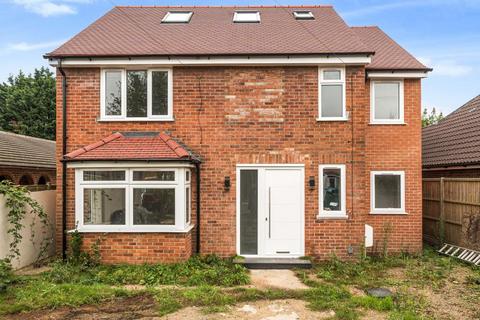 4 bedroom detached house for sale, Wokingham,  Berkshire,  RG40