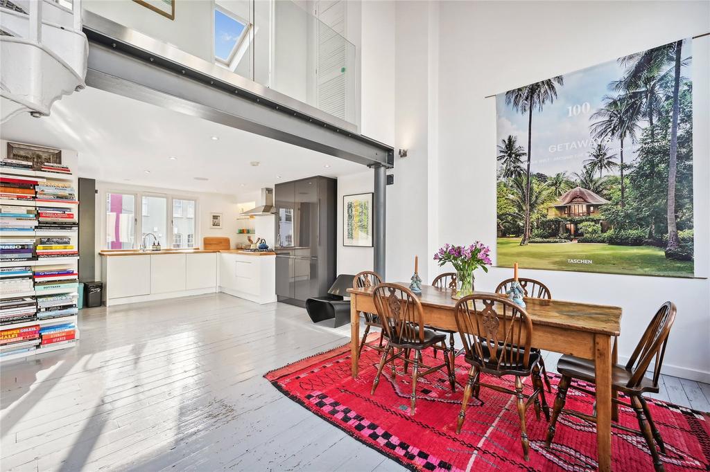 Kitchen/Reception